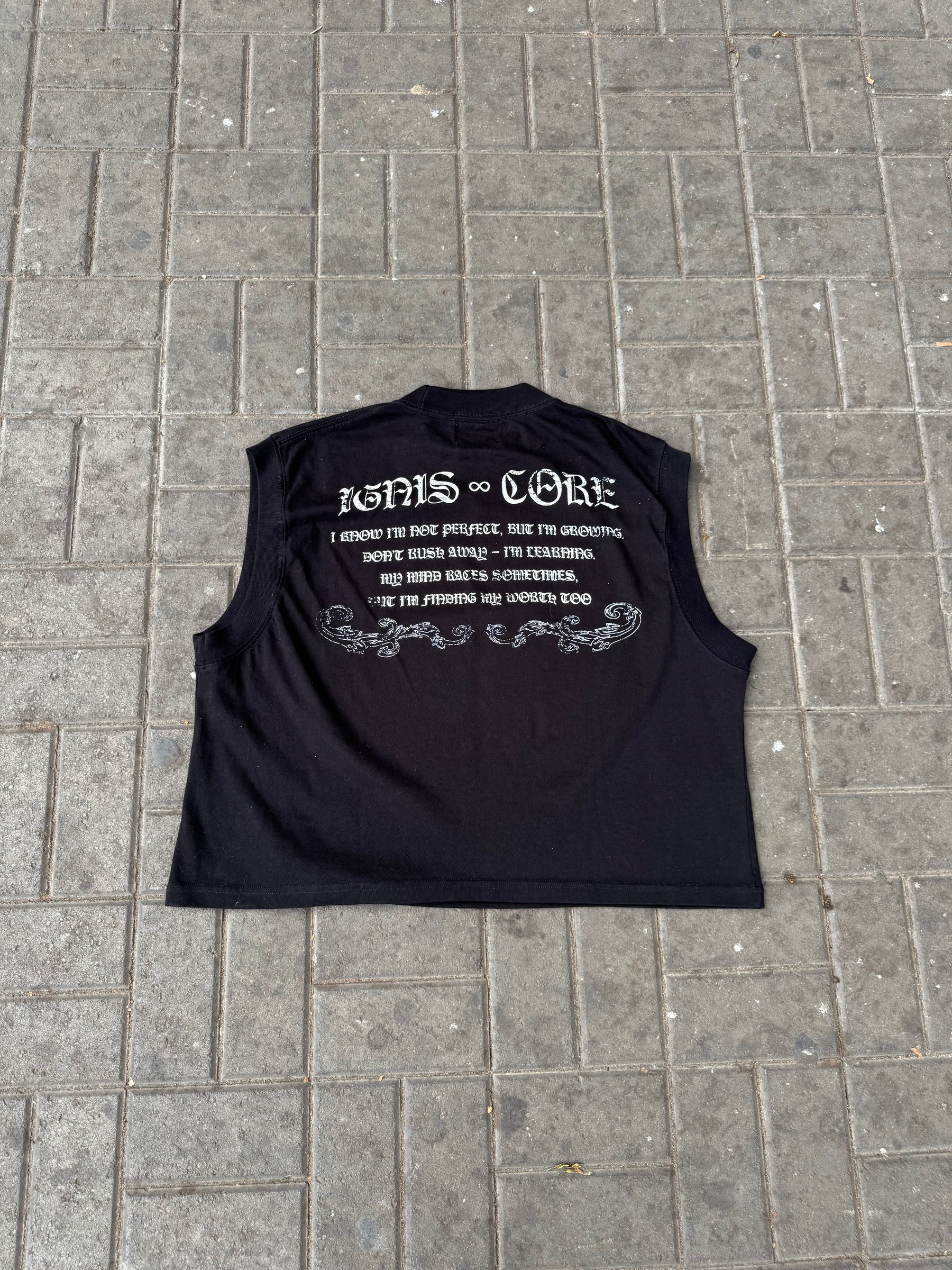 80's Heart Sleeveless - IGNIS