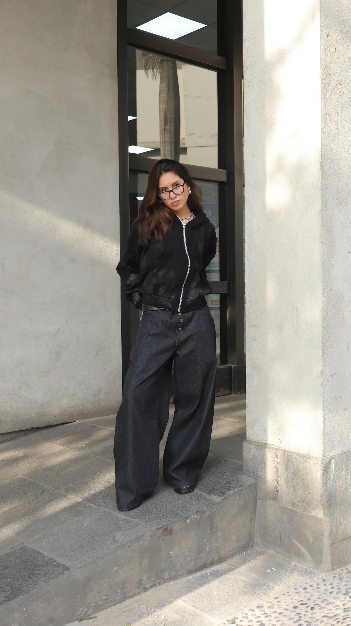NOIR RAW DENIM STRAFE