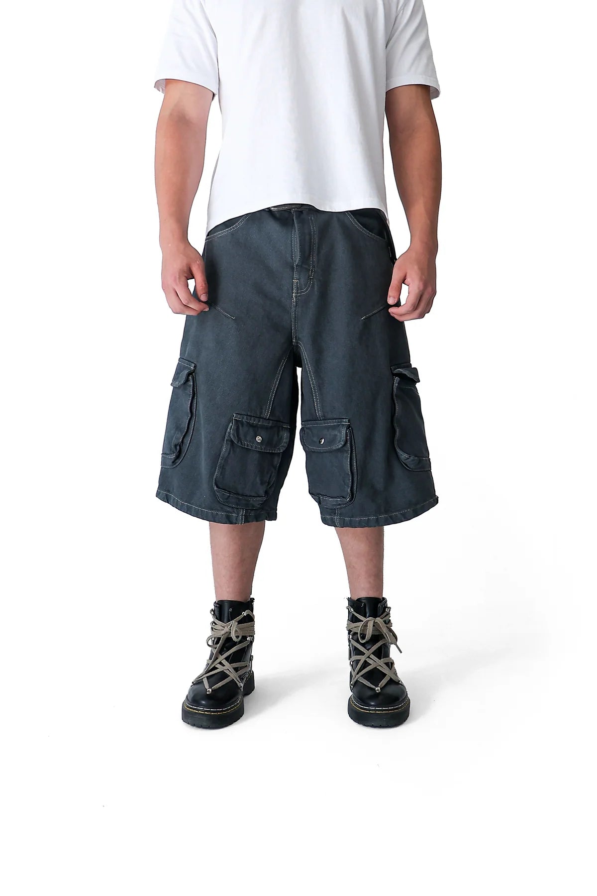 JORT RAW DENIM NOIR - STRAFE